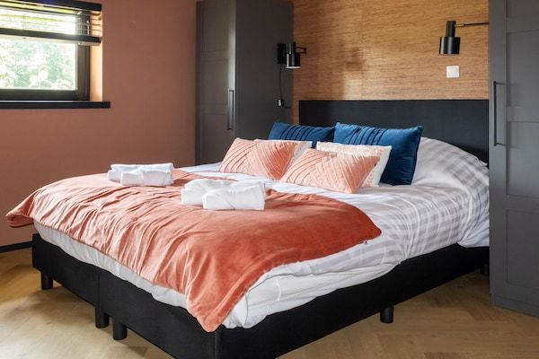 Slaapkamer - Charmant vakantiehuis in Kiel-Windeweer in Kiel-Windeweer (4)