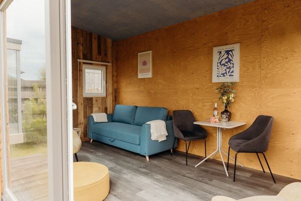 Woonkamer - Solglimt 2 Pers vakantiehuis met prachtig uitzicht in Callantsoog (3)