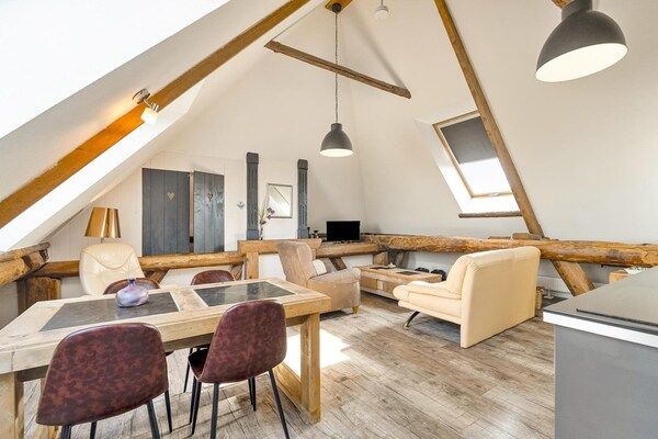 Woonkamer - 4-persoons Appartement Rustiek in Schagen in Schagen (4)