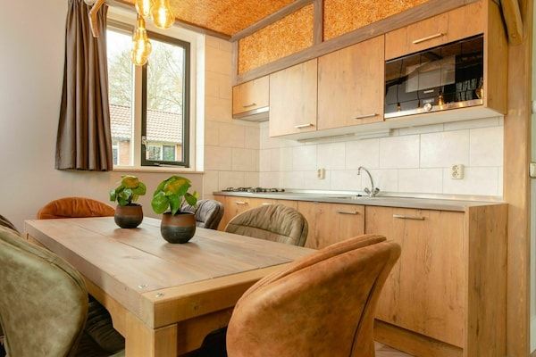 Eetkamer - Wellnessboerderij voor zes personen in Zuna (3)