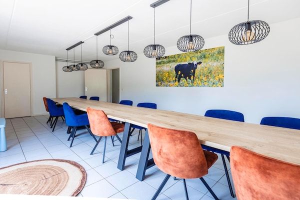 Eetkamer - Vrijstaande bungalow aan de bosrand in Ewijk (4)