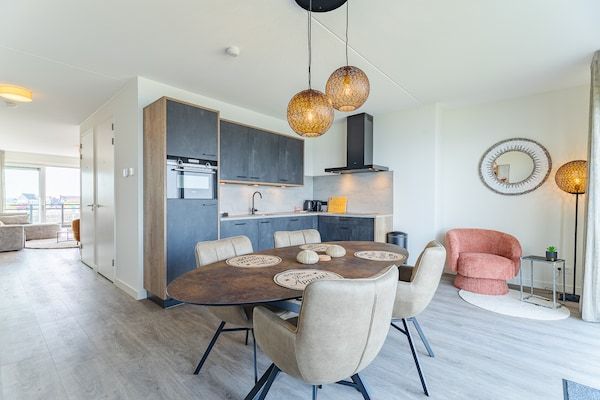 Untagged - Verblijf aan de jachthaven met twee terrassen in Sint-Annaland (4)