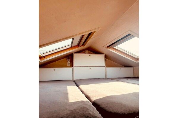 Slaapkamer - Strandhuis met uitzicht op zee in Dishoek in Koudekerke (4)
