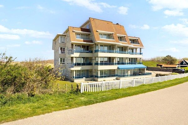 Buitenkant - Prachtig modern ingericht vakantie appartement met in Callantsoog (1)