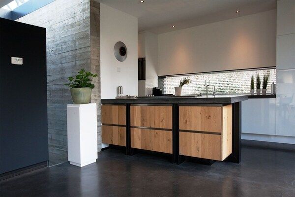 Keuken - Wellnessvilla met privéspa in Oosterhout (4)