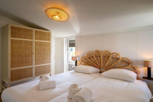 Slaapkamer - Modern duinverblijf met tuin in Sint Maarten (4)
