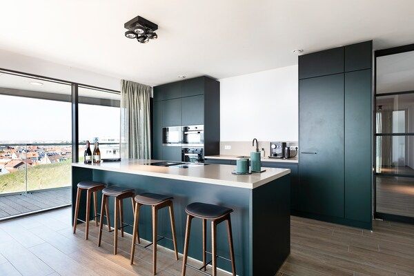 Keuken - Stijlvol appartement voor 8 personen met zeezicht in Egmond aan Zee (3)