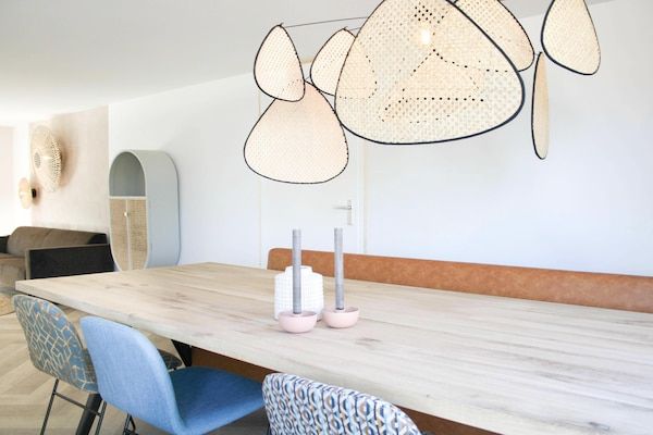 Eetkamer - Modern vakantiehuis aan de kust met tuin in Sint Maarten (4)