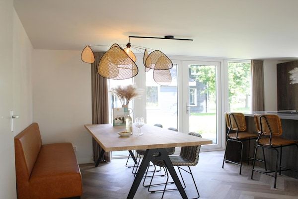 Eetkamer - Huis aan de kust met sauna voor 6 personen in Sint Maarten (4)