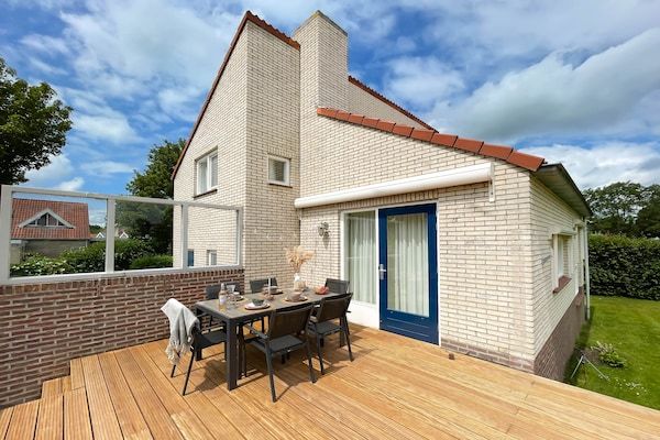 Buitenkant - Friese watervilla voor zes personen in Langweer (2)