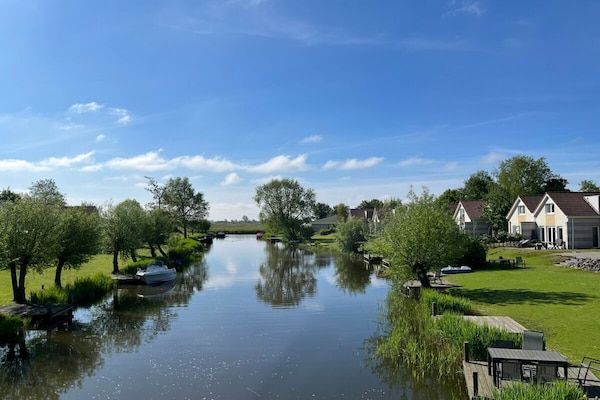 Untagged - Vakantiehuis in Makkum met zwembad in Makkum (1)