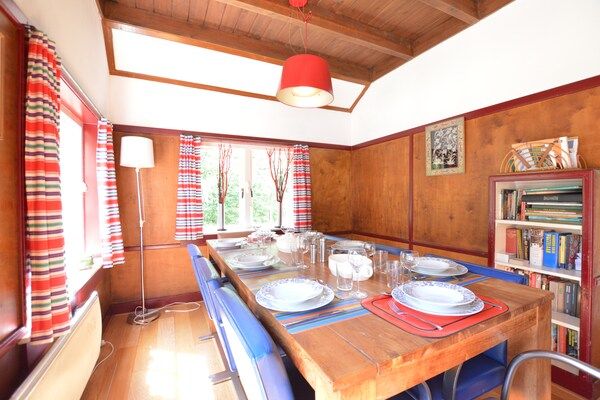 Eetkamer - Vakantiehuis in De Wolden bij bos in Zuidwolde (2)