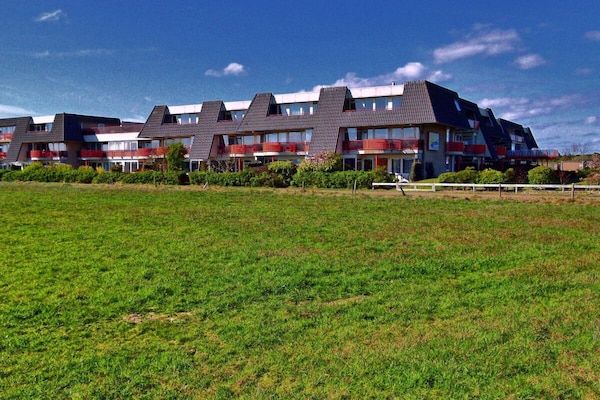 Untagged - Amelander Paradijs-67 in Buren \/ Ameland (5)