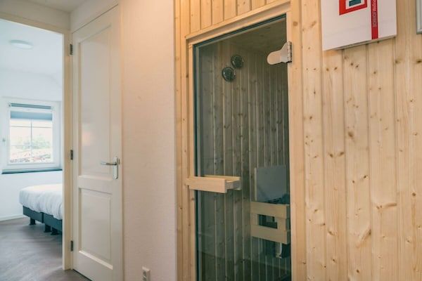 Untagged - Watervilla MIVA Wellness 6 in Medemblik (2)