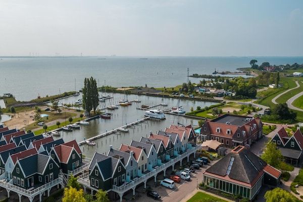 Buitenkant - Markermeer Waterside Retreat in Uitdam (2)