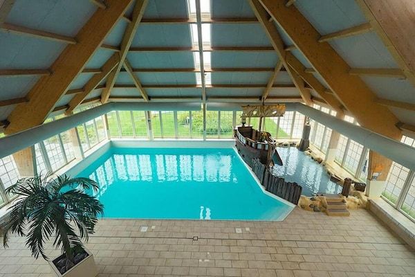 PoolOfHouse - Markermeer Waterside Retreat in Uitdam (4)