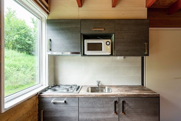 Keuken - Vrijstaand chalet in rustige omgeving in Bant (4)