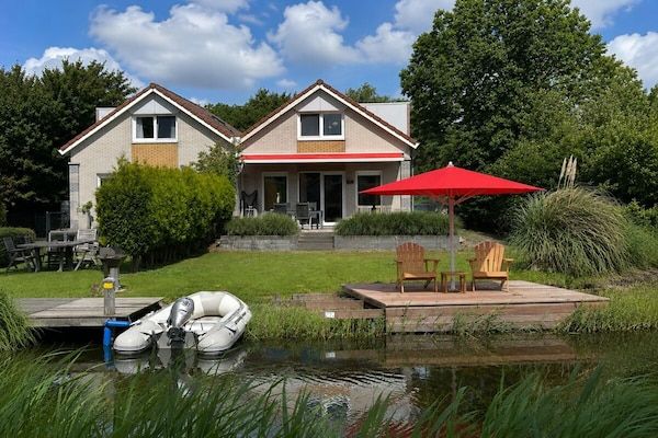 Untagged - Vakantiehuis in Makkum met zwembad in Makkum (1)