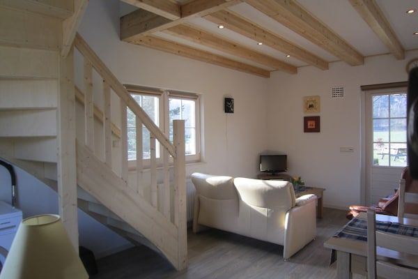 Woonkamer - Vakantiehuis in Well bij Maasduinen in Well (2)