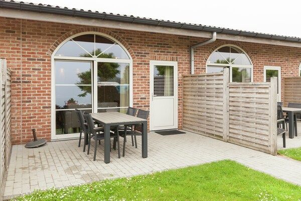 Terras - Appartement in Groede bij het Strand in Groede (2)