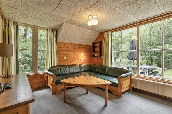 Woonkamer - Eco Retreat in Herperduin in Herpen (4)