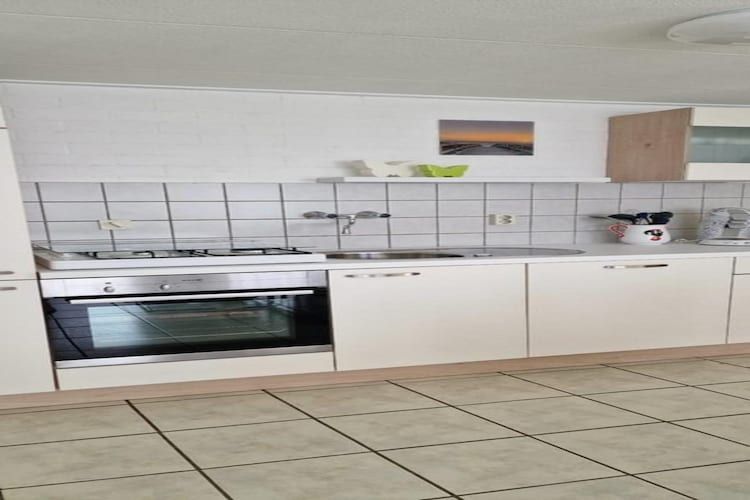 De keuken van Schoneveld 157 Duinroos Breskens in Breskens